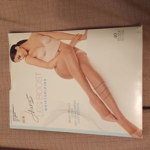 Hanes Leg Boost Control Top stocking